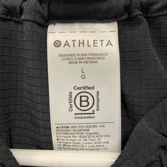 Athleta Large Levitate Run tank w pull string in back Black exercize top $99 - Picture 7 of 8